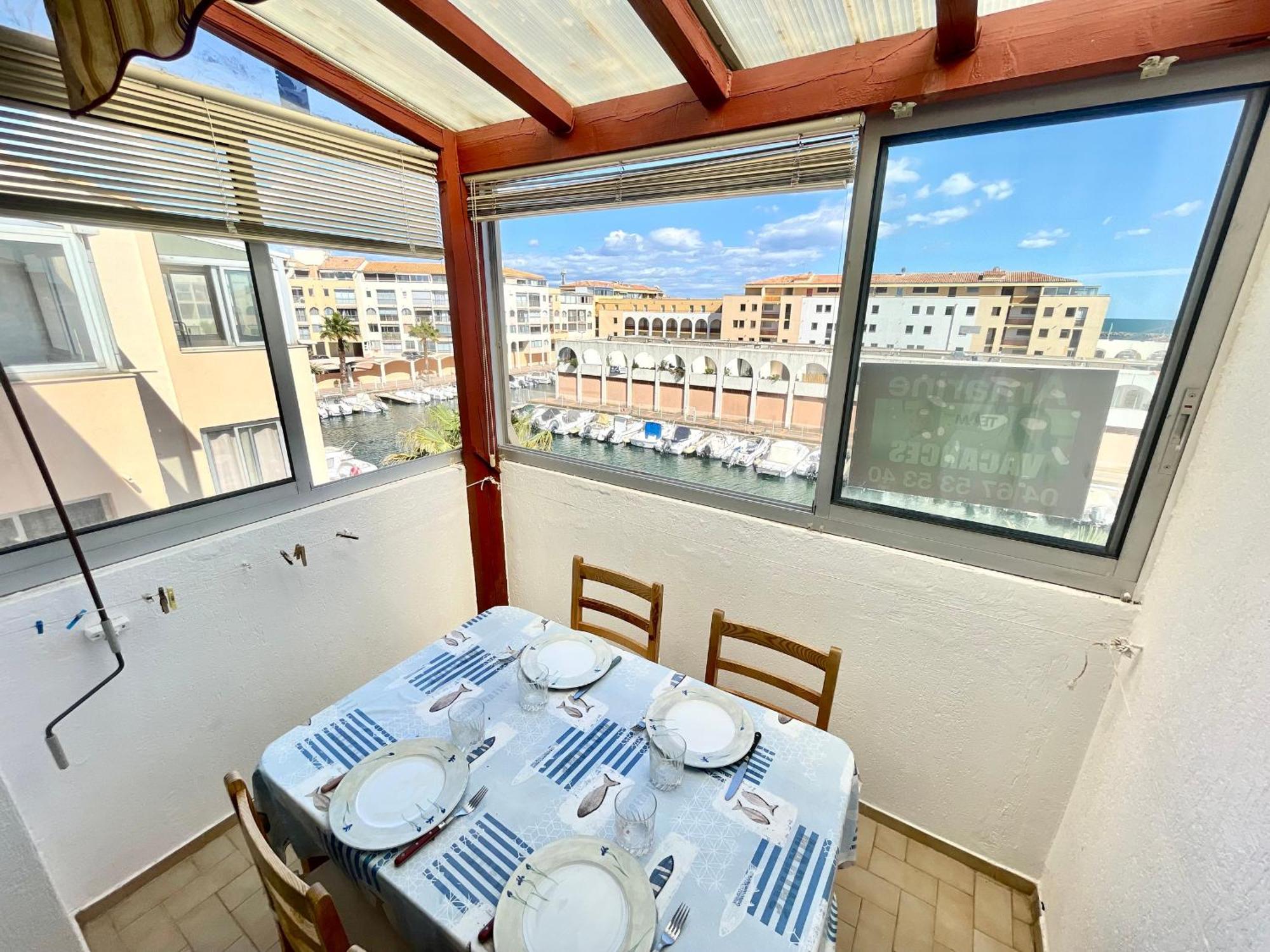 Charmant 2 Pieces Avec Mezzanine, Parking, A 300M De La Plage Et Commerces - Fr-1-338-502 Sete Luaran gambar